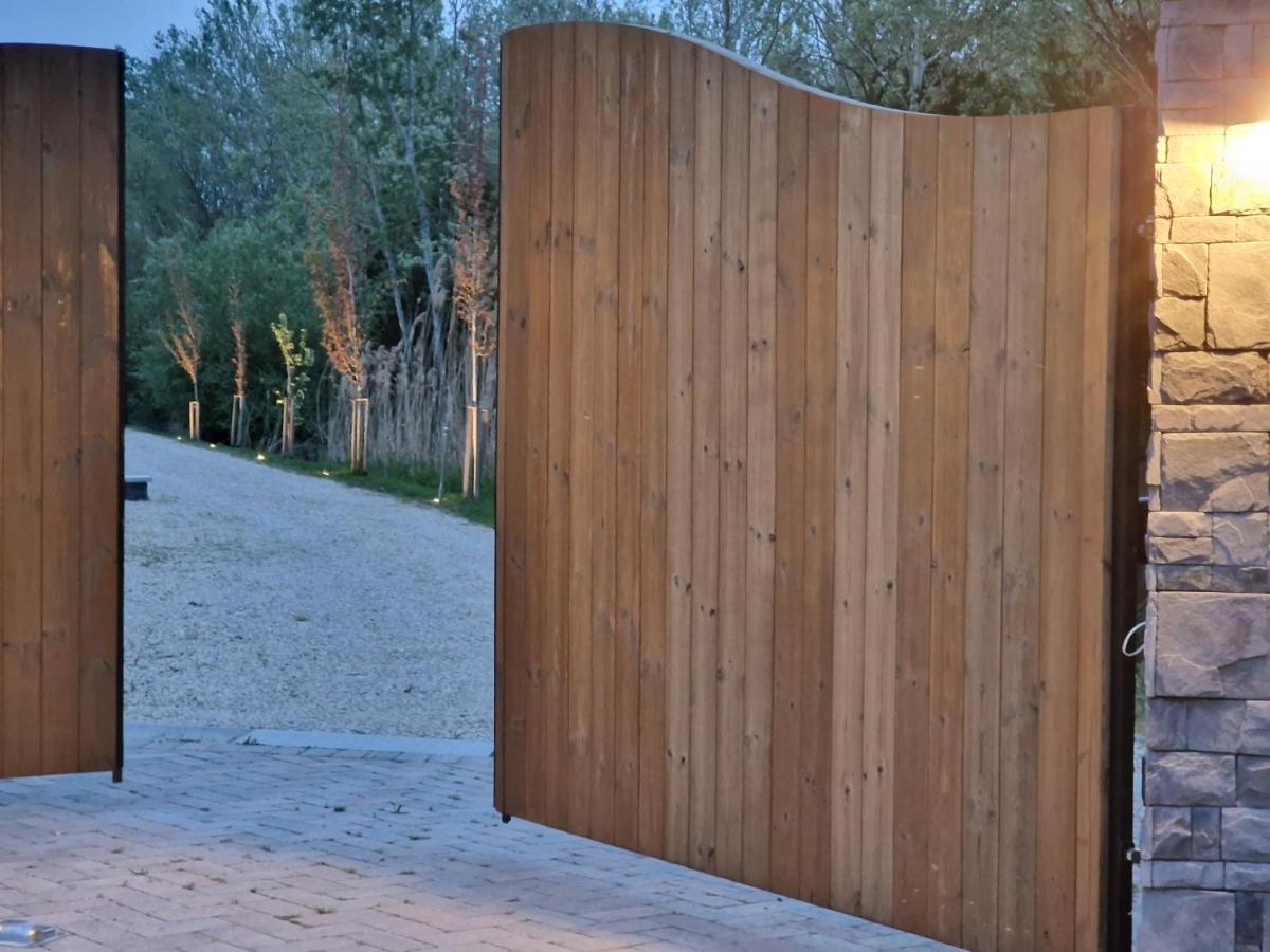 Intertranscoop Lake House Vámosszabadi 외부 사진